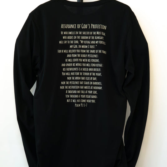 Cozy long-sleeved tees with beautiful imagery